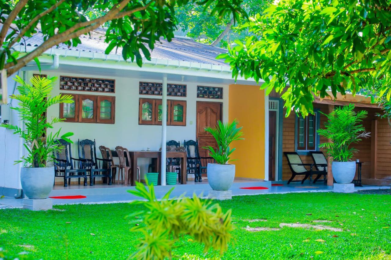 Greenery Lanka Villa Unawatuna Esterno foto