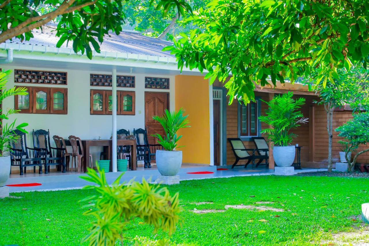 Greenery Lanka Villa Unawatuna Esterno foto