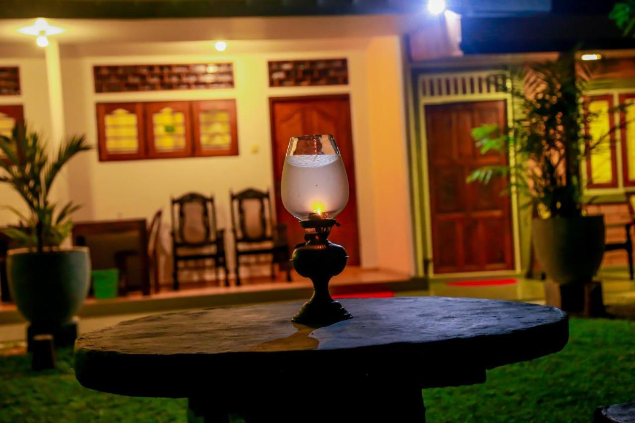 Greenery Lanka Villa Unawatuna Esterno foto